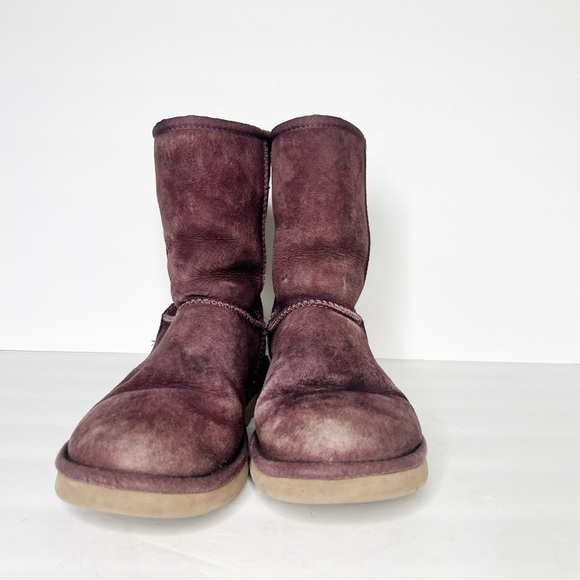 UGG Classic Short Purple Sherpa Suede Boots Winter Snow Size 7 Women’s - Picture 2 of 6